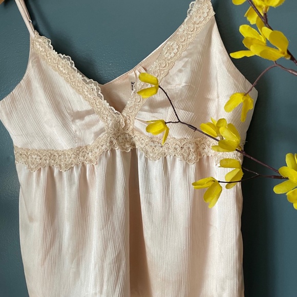 Nasty Gal Trim the Lights Satin Cami Top - Picture 5 of 6